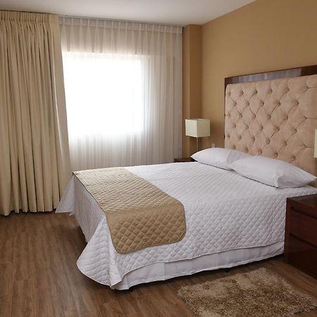 Taos Apart Hotel Santa Cruz de La Sierra Esterno foto